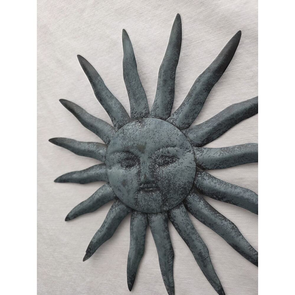 Rustic Metal Sun Wall Art Patina Celestial 90s Vintage - Picture 5 of 7